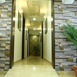 Hotel Gitanjali Inn